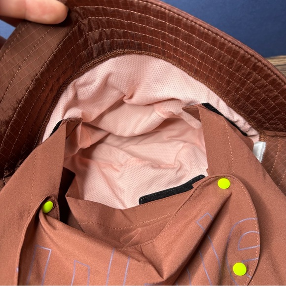 Lululemon Convertible Hike Bucket Hat NWT Size S/M (Ancient Copper) - Picture 9 of 16